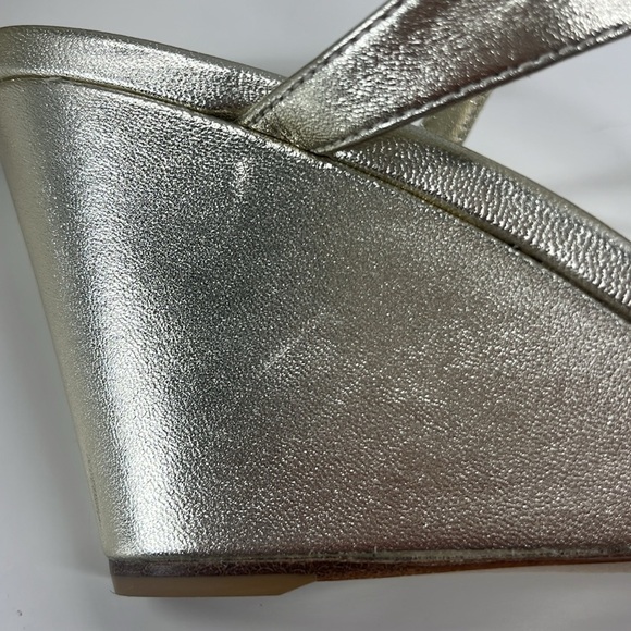 New Stuart Weitzman Strapeze 85 Wedge Sandal in Gold Size 8.5 - Picture 4 of 9